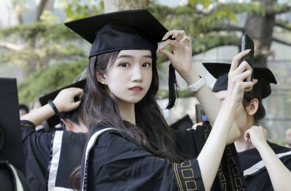 22歲北影女生放棄明星夢!增重20斤入伍當火箭軍,英姿颯爽顏值高 22歲北影女生放棄明星夢!增重20斤入伍當火箭軍,英姿颯爽顏值高