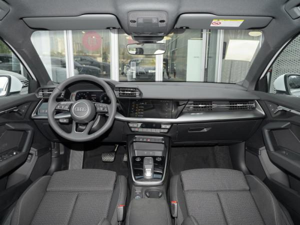 【幫你選車】花最少的錢,圓夢豪華車,這幾款入門小車怎麼選? 【幫你選車】花最少的錢,圓夢豪華車,這幾款入門小車怎麼選?