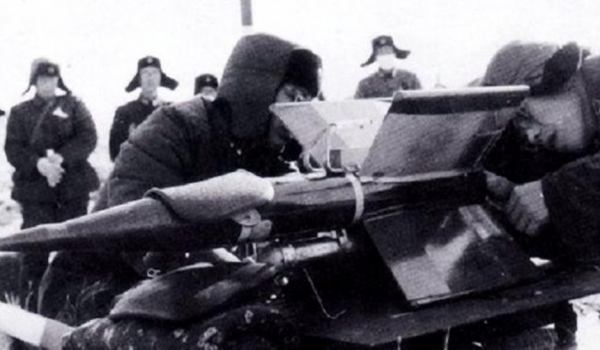 1978年一導彈直衝主席臺，臺上正坐著開國元帥和大將，結果怎樣？