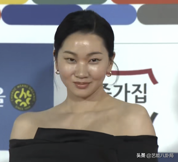 青龍獎生圖:油膩浮腫,假臉假牙!韓式濾鏡稀碎,李光洙意外躺贏 青龍獎生圖:油膩浮腫,假臉假牙!韓式濾鏡稀碎,李光洙意外躺贏