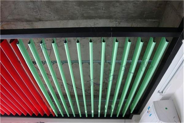 鋁掛片吊頂安裝施工方法 鋁掛片吊頂安裝施工方法