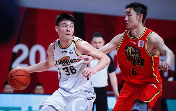 郭艾倫承認有傷,誰是遼籃第三後衛?楊鳴二選一,99年小將上位 郭艾倫承認有傷,誰是遼籃第三後衛?楊鳴二選一,99年小將上位