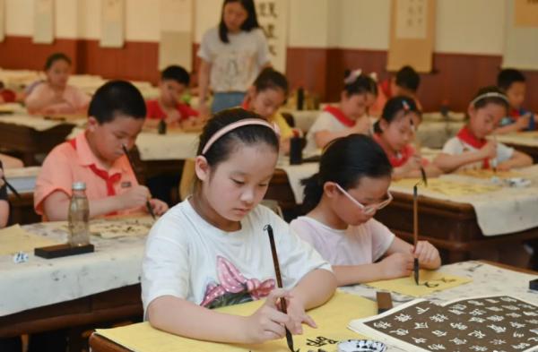 小學生罰抄“員”字，給每一個字都賦予了生命，令家長哭笑不得