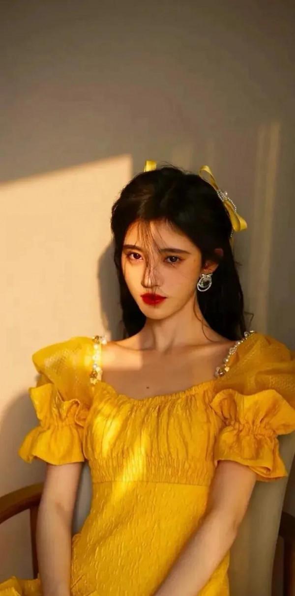 黃色系的鞠婧禕 黃色系的鞠婧禕