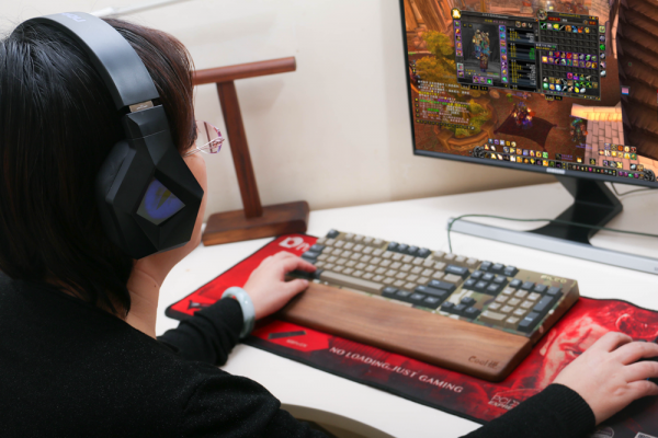 人皇Sky親自打造,為遊戲而生的平民藍芽耳機,這才是yyds 人皇Sky親自打造,為遊戲而生的平民藍芽耳機,這才是yyds