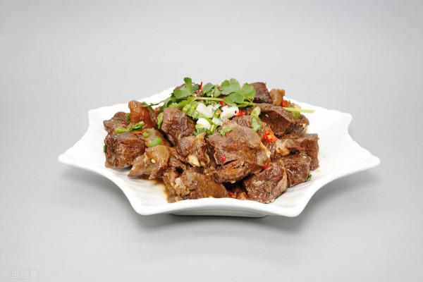 冬吃蘿蔔夏吃薑，醫生：腫瘤患者不能亂吃蘿蔔