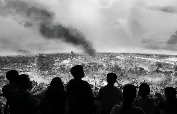 76年前的今天，日本侵略者宣佈無條件投降！告訴孩子，這一天值得銘記