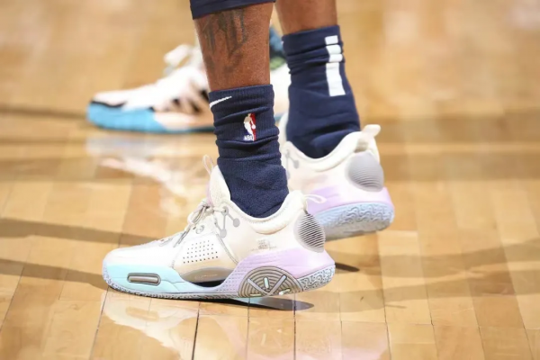 在顏值面前,配置和效能原來這麼不堪一擊嗎? 在顏值面前,配置和效能原來這麼不堪一擊嗎?