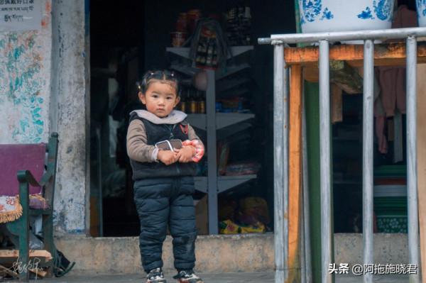 與尼泊爾僅一江之隔的陳塘溝,全程大霧,逃離來到曲登尼瑪冰川 與尼泊爾僅一江之隔的陳塘溝,全程大霧,逃離來到曲登尼瑪冰川