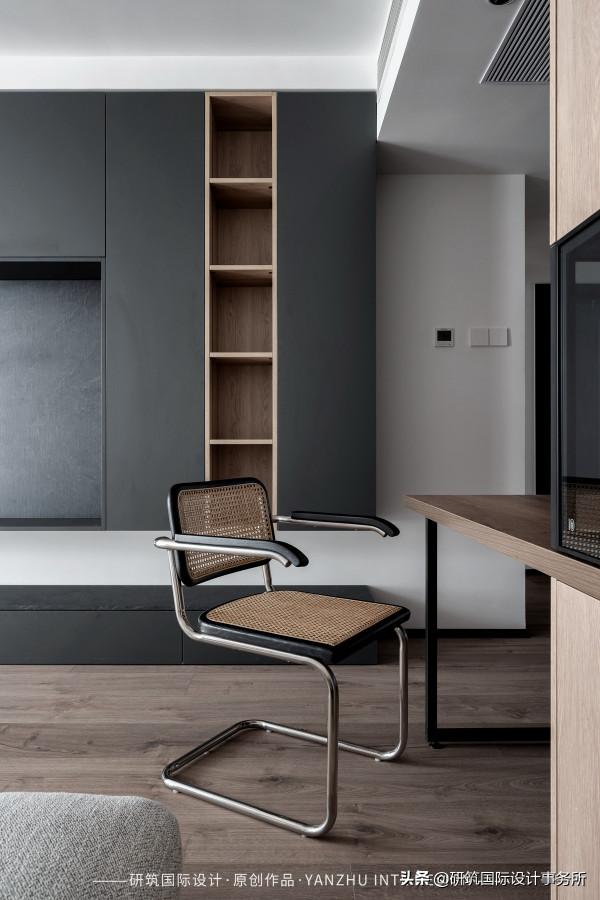 110㎡零死角，這對丁克夫妻的現代簡約宅，到處是超強儲物空間