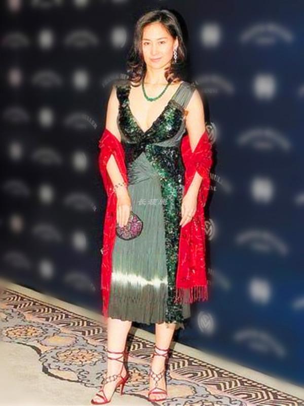 豪門從來沒有“小白兔”，賭王長房之女何超賢也是一名“狠角色”