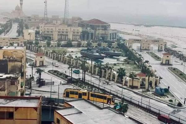 罕見的降雪將埃及的亞歷山大變成了莫斯科