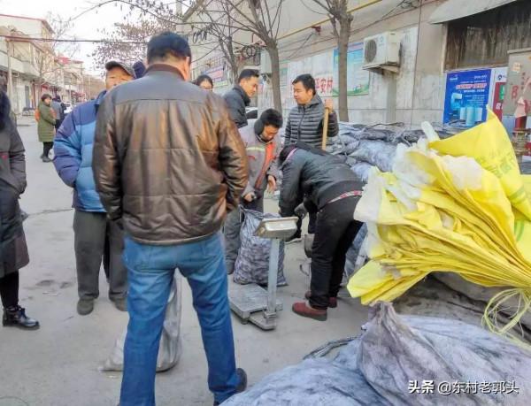 煤炭價格大漲,各地煤炭禁燒,村民過冬怎麼辦?官方回覆來了 煤炭價格大漲,各地煤炭禁燒,村民過冬怎麼辦?官方回覆來了