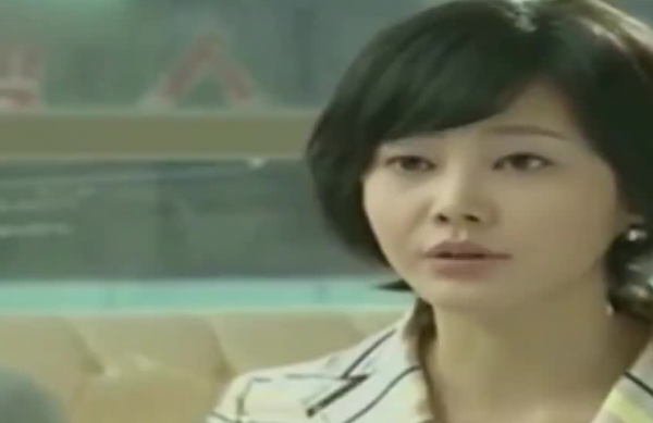 《黃手帕》紫英10年深愛抵不過閔珠6個月的戀愛,這是為何? 《黃手帕》紫英10年深愛抵不過閔珠6個月的戀愛,這是為何?