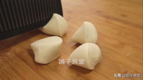 春餅新做法，柔軟勁道，薄透如紙，不用一滴油，一鍋能做十幾張