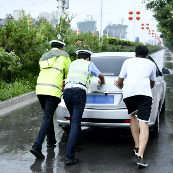 【網路中國節 · 中秋】“雙節”來正定千萬不要玩手機