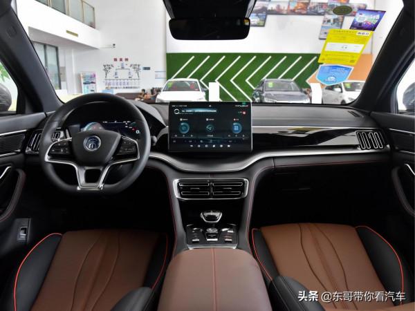 空間大且實用的中國品牌SUV，價效比還很高，帶你看宋PLUS