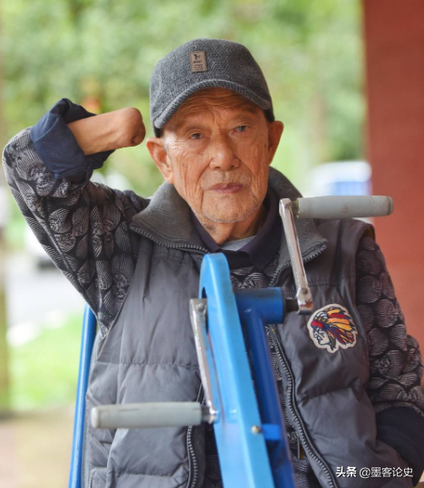 曾臥雪3天凍掉4肢,晚年遺憾沒有完成任務,這個長津湖倖存者是誰? 曾臥雪3天凍掉4肢,晚年遺憾沒有完成任務,這個長津湖倖存者是誰?