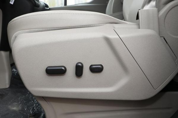 想買舒適寬敞的MPV，可以看看途睿歐，配空氣懸掛、雙側滑門