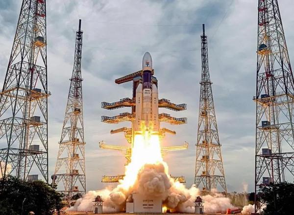 印度公佈月船2號照片，可見美國登月艙，嫦娥二號為何沒它清晰？