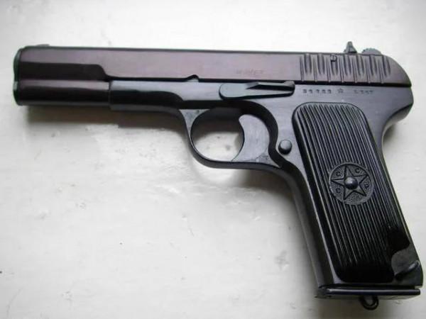 看看我國五款輕武器的戰鬥效能，81槓太過於經典，你看好哪款？