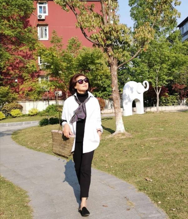 這些才是適合60歲媽媽們的穿搭，優雅自然又減齡，時尚大氣有品位