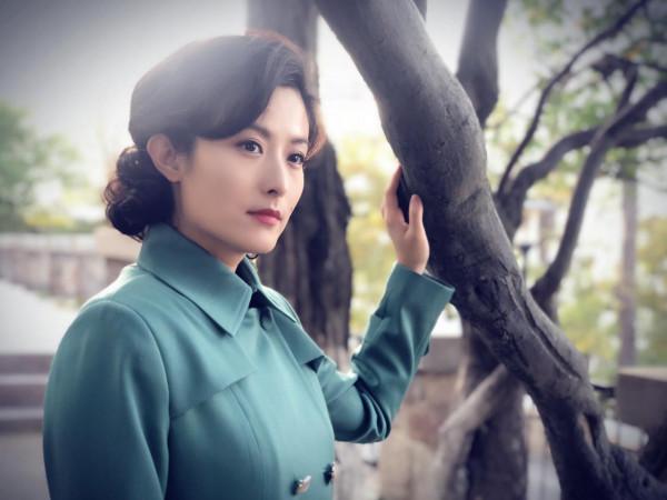 嘗試扮演著名女性的徐百慧塑造的陶斯詠，甚至超過了楊開慧的戲份