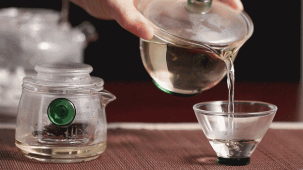 一天、一年、一生中分別喝什麼茶?茶葉院士總結了一個規律 一天、一年、一生中分別喝什麼茶?茶葉院士總結了一個規律