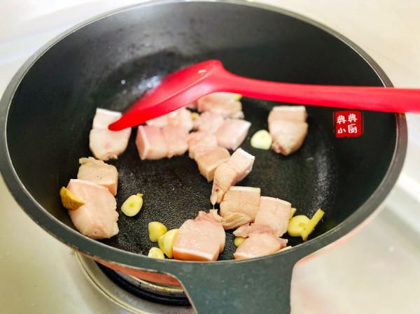 天冷來個一鍋燉，真是太喜歡這種吃法了，想吃的都可以吃到