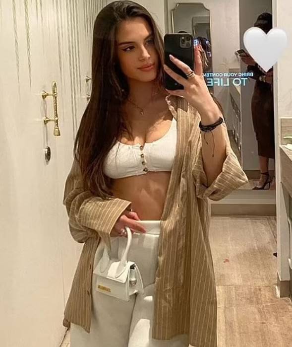 尋得新歡?阿里與瓜迪奧拉的女兒瑪麗婭在倫敦約會 尋得新歡?阿里與瓜迪奧拉的女兒瑪麗婭在倫敦約會