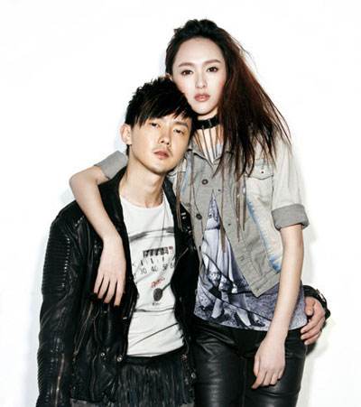 黃義達：出道19年，曾因抑鬱出家，43歲依然少年