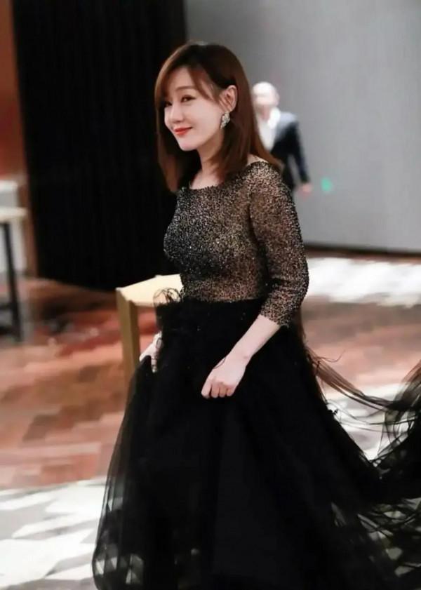 薛佳凝雖然沒有大紅大紫，但她的顏值真的沒得挑