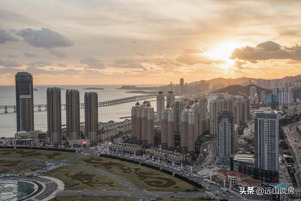 房價下跌買房更難，半拉子工程和爛尾樓增多，或許被延期交房