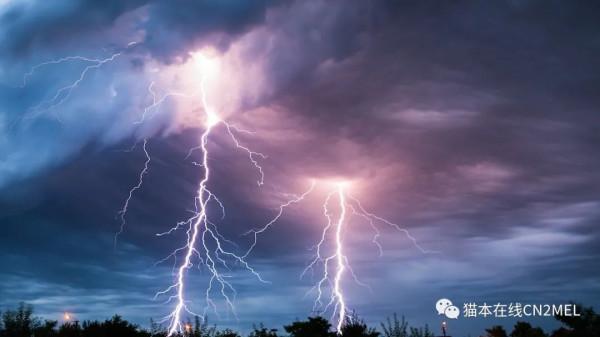 幾天前維州男子在家中被閃電擊中，幸好12歲小女兒機智救父