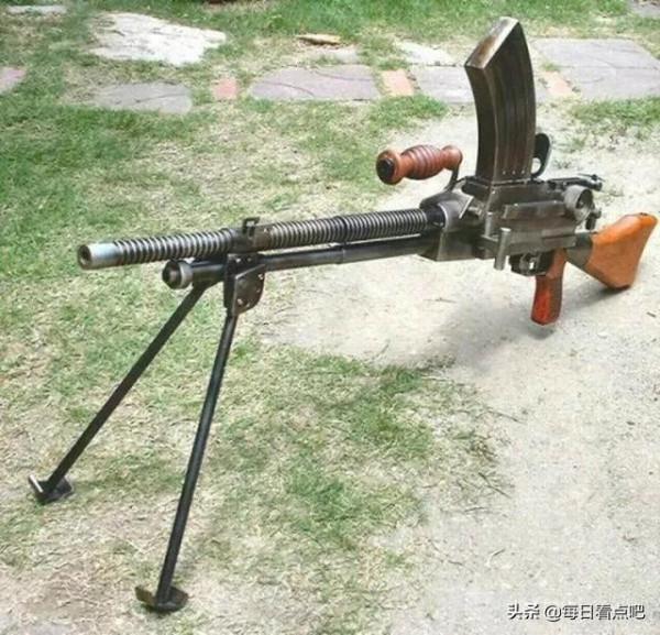 中國抗日戰爭時期，中國士兵們都使用過哪些武器，打敗了小日本