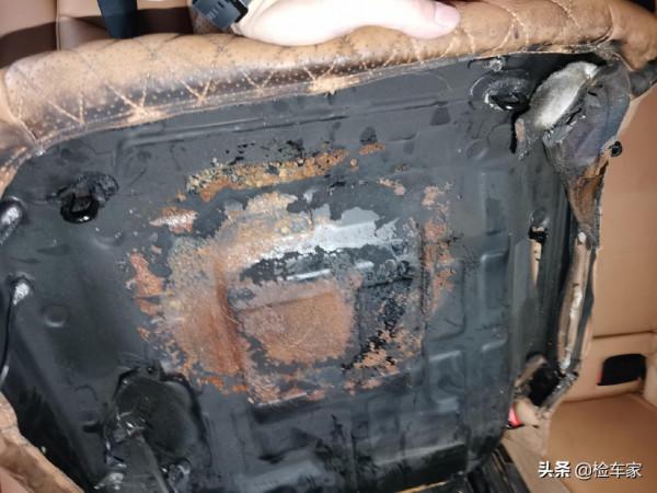 售價超百萬的捷豹，開4年只要22萬！老哥：我就喜歡撿撲街車