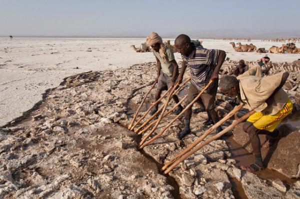 什麼是火山湖,火山湖危害有多大? 什麼是火山湖,火山湖危害有多大?