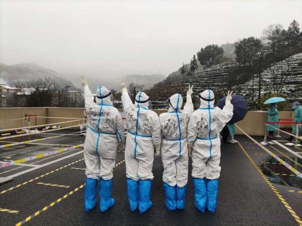 大白穿上&OpenCurlyDoubleQuote;虎身符&rdquo;！可愛小老虎為疫情一線添樂趣