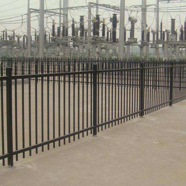 為什麼現在傳統圍牆被取而代之，鋅鋼護欄成為生活中的佼佼者