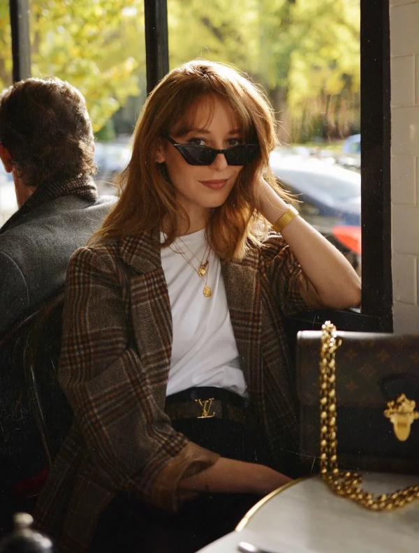 今秋馬丁靴+厚外套火了!又美又撩,洋氣炸了 今秋馬丁靴+厚外套火了!又美又撩,洋氣炸了