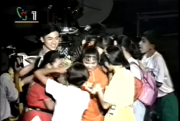 郭達蔡明趙麗蓉小品神作《追星族》,蘇有朋客串,28年仍不過時 郭達蔡明趙麗蓉小品神作《追星族》,蘇有朋客串,28年仍不過時