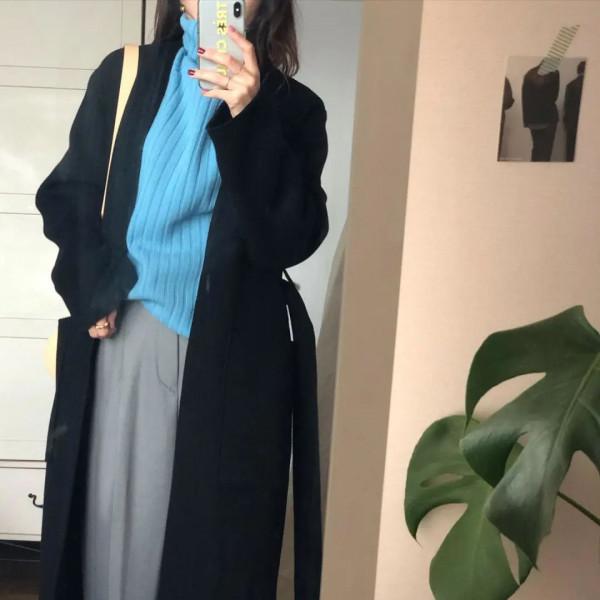 讓暗色大衣在冬季煥發新姿的毛衣是什麼樣 | 博主推薦