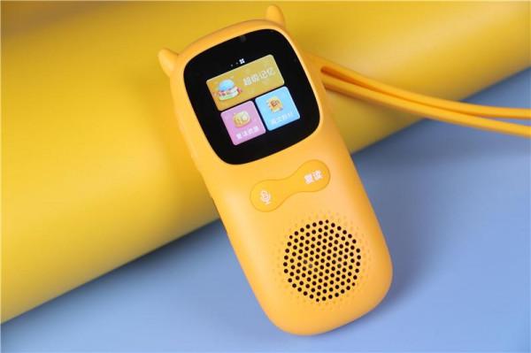 新一代復讀機居然小學學科全覆蓋，牛聽聽超記牛體驗