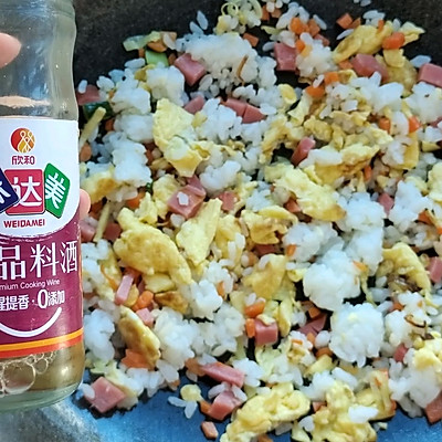 米飯只配一碗飯，我也會選炒飯（聖誕花環版）