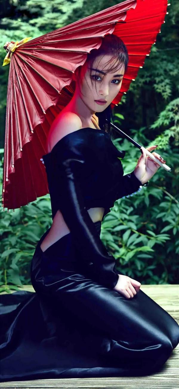 張馨予 桌布 張馨予 桌布