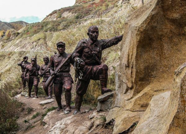 陳昌奉15歲做毛主席警衛員，闊別22年已成副司令，主席：官不小嘛