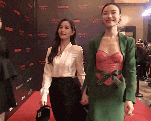 為什麼女明星走紅毯那麼拼？因為連紅毯都內捲了，真是不拼不行啊