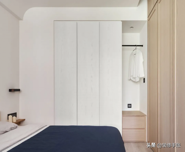 130平三居室,高階灰與原木,滿滿的高階感 130平三居室,高階灰與原木,滿滿的高階感