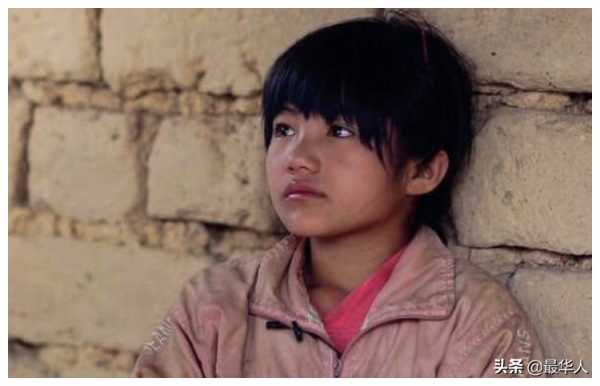 變形計主角今昔對比：最美農村女孩，被城市媽媽寵成公主