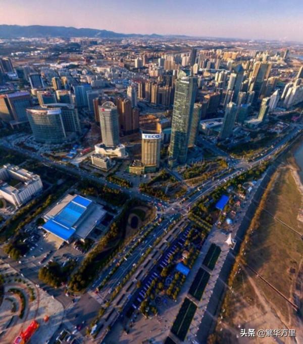 江西省的區劃調整，11個地級市之一，南昌市為何有9個區縣？